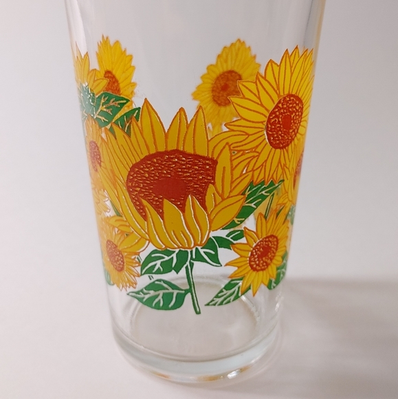Set of 2 - Sunflowers pattern juice glasses - Picture 3 of 5